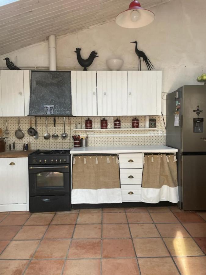Le Chai Maison De Charme Pour Tribu Joyeuse Ле-Шато-д'Олерон Екстер'єр фото